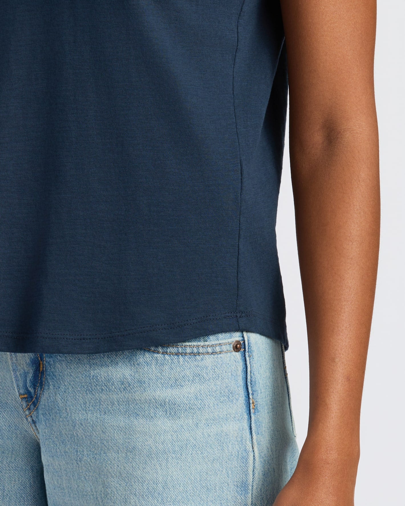 Womens Navy Relaxed Slub V-Neck Tee